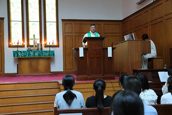 华东神学院举行2018学年开学典礼 华东神学院举行2018学年开学典礼